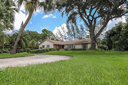 15612 74Th Avenue Palm Beach Gardens, FL 33418