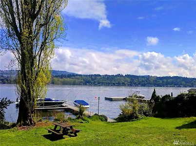 9705 SE 43rd St Mercer Island, WA 98040
