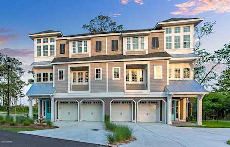 7705 Dune Walk Court Wilmington, NC 28409