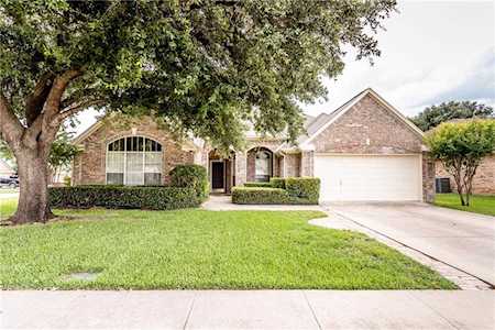 101 Ponciana Drive Euless, TX 76039