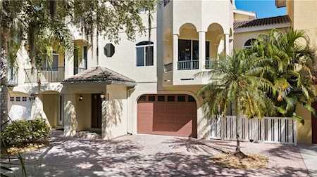 1225 Derby Lane Sarasota, FL 34242