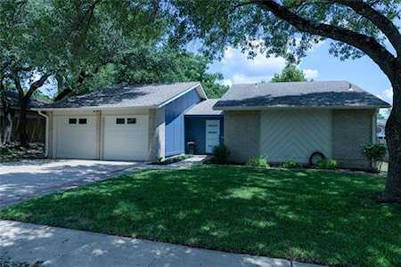2602 Fentonridge Dr Austin, TX 78745
