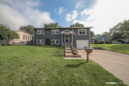 33 Whitney Way Montgomery, IL 60538