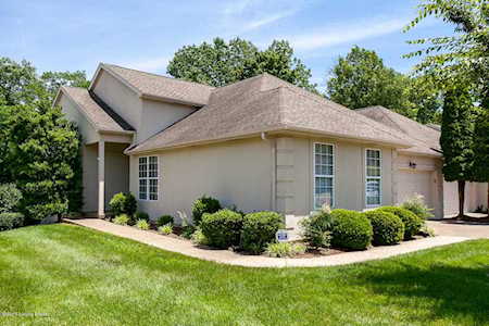 423 Village Lake Dr Louisville, KY 40245