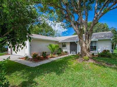 5401 E Scarington Ct Orlando, FL 32821