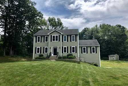 452 Stafford St Charlton, MA 01507