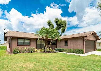 11184 Deerwood Avenue Englewood, FL 34224