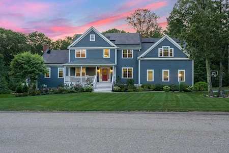 36 Broad Acres Farm Road Medway, MA 02053