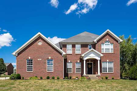 322 Arlington Meadows Dr Fisherville, KY 40023