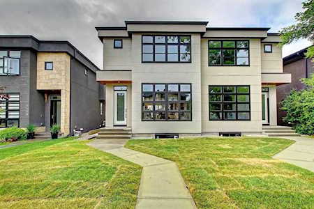 4411 35 Avenue SW Calgary, AB T3E 1B2