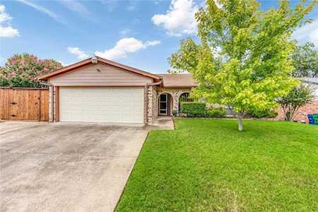 6532 Brookdale Drive Watauga, TX 76148