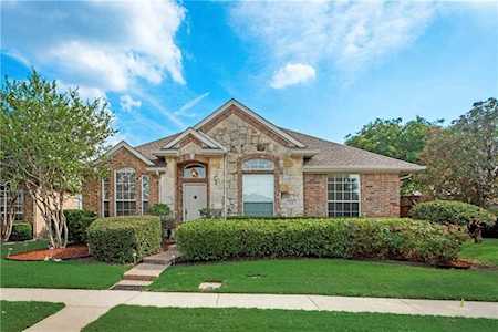 118 Stonecreek Drive Irving, TX 75063