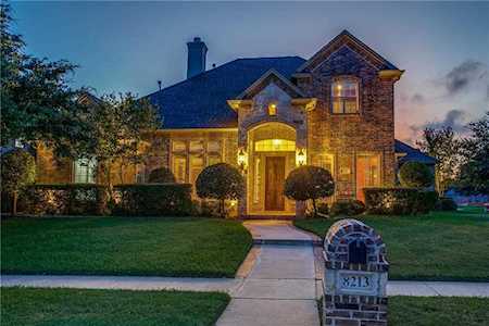 8213 Thornbush North Richland Hills, TX 76182