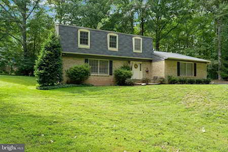 6324 Colchester Rd Fairfax Station, VA 22039