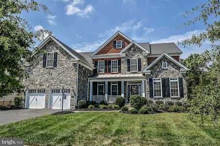 5840 Waterloo Bridge Circle Haymarket, VA 20169