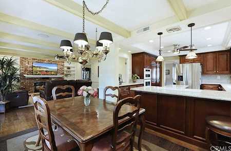 10301 Sherwood Circle Villa Park, CA 92861