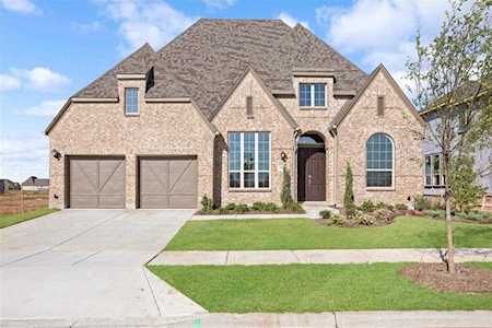 7013 Cross Point Lane Little Elm, TX 76227
