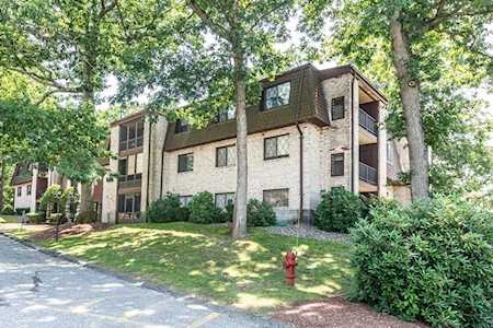 3 Greenbriar Drive #101 North Reading, MA 01864