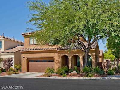 7639 Sugarloaf Peak St Las Vegas, NV 89166