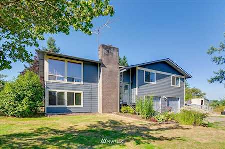 911 Sandy Bend Rd Castle Rock, WA 98611