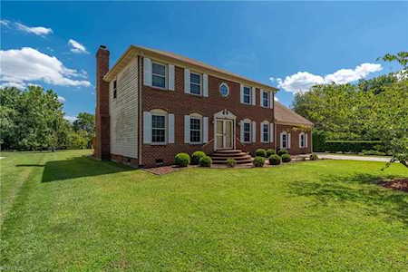 1424 Pissarro Circle Virginia Beach, VA 23456