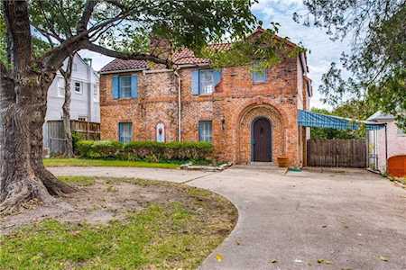 6944 Lakeshore Drive Dallas, TX 75214