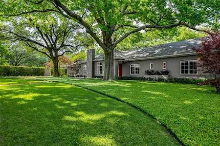 4447 Brookview Drive Dallas, TX 75220