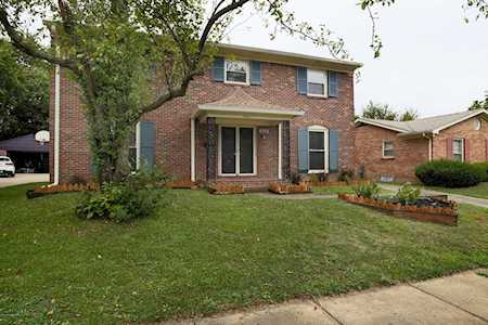 4311 Woodgate Ln Louisville, KY 40220