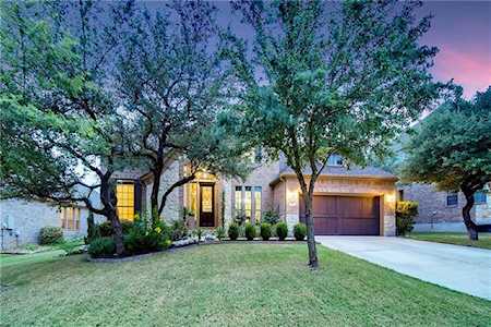 4637 Mont Blanc Dr Bee Cave, TX 78738