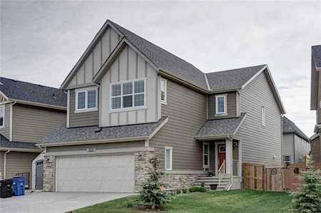193 Valley Pointe Way NW Calgary, AB T3B 6B3
