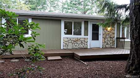 1131 E Ballantrae Dr Shelton, WA 98584
