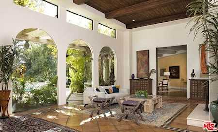 1571 Tower Grove Drive Beverly Hills, CA 90210