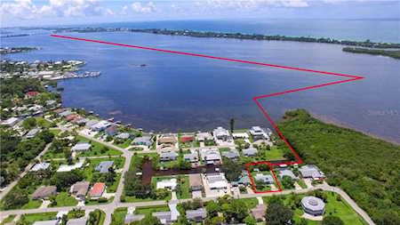 945 Stewart Street Englewood, FL 34223