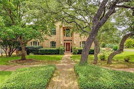 8101 Chardonnay Cv Austin, TX 78750