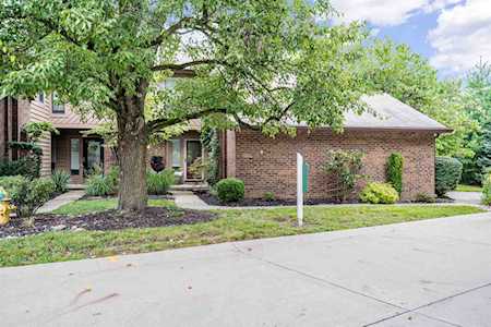 8012 Nob Hill Dr Fort Thomas, KY 41075