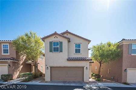 7912 Point Oaks Ct Las Vegas, NV 89149