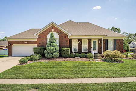 7823 Hepatica Dr Louisville, KY 40258
