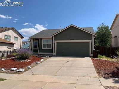 2135 Sage Grouse Lane Colorado Springs, CO 80951