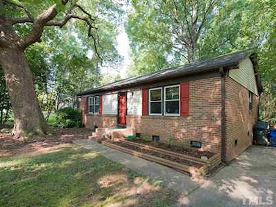 7429 Longstreet Drive Raleigh, NC 27615