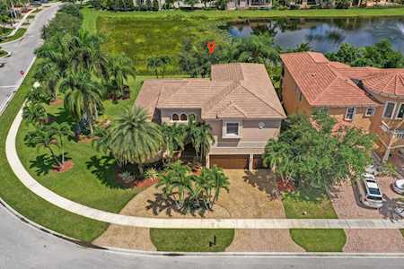 8941 Club Estates Way Lake Worth, FL 33467