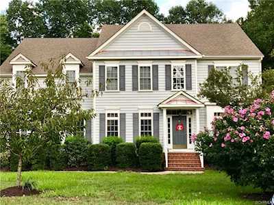 9530 Stone Spring Dr Mechanicsville, VA 23116
