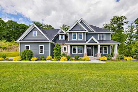 11 Perry Road Boylston, MA 01505