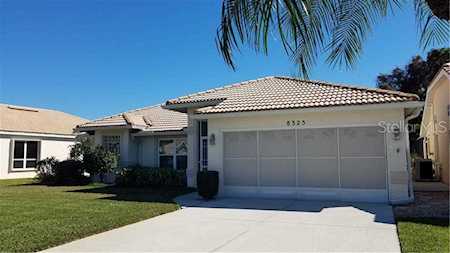 8325 Parkside Drive Englewood, FL 34224