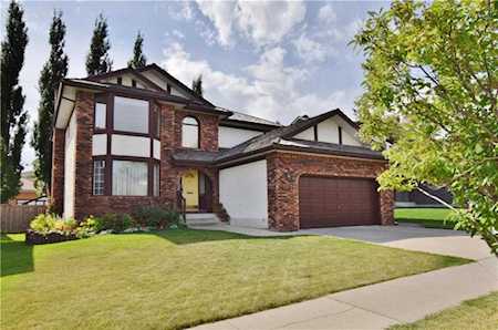 167 Woodfield Road SW Calgary, AB T2W 5K5