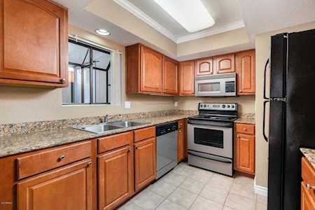 3405 W Danbury Drive #D125 Phoenix, AZ 85053