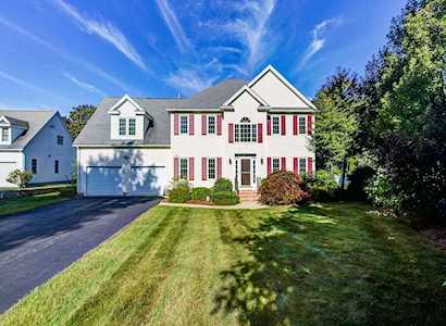 13 Muir Way Marlborough, MA 01752