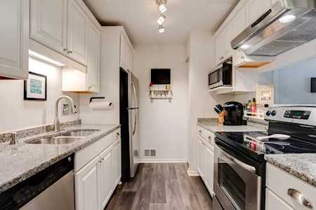 1729 Fulham Street #G Lauderdale, MN 55113