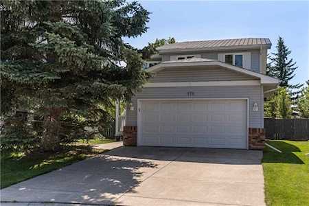 176 Riverwood Close SE Calgary, AB T2C 3Z6