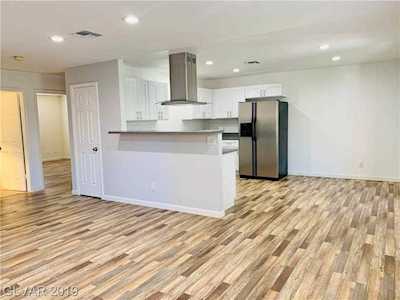 5576 Rochelle Ave #15C Las Vegas, NV 89103