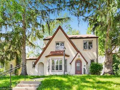 2224 NE Stinson Boulevard Minneapolis, MN 55418